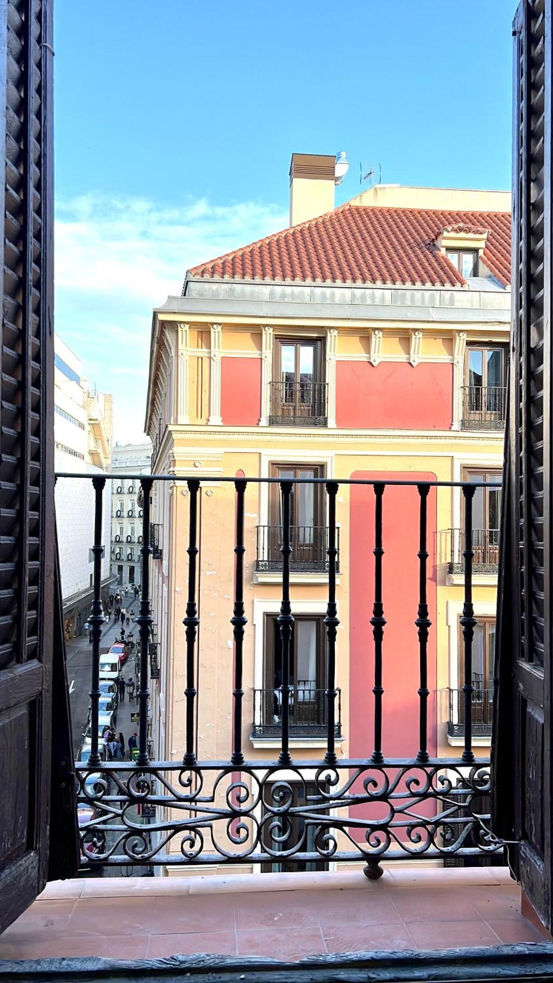 Albergue Miguel Angel Μαδρίτη Εξωτερικό φωτογραφία